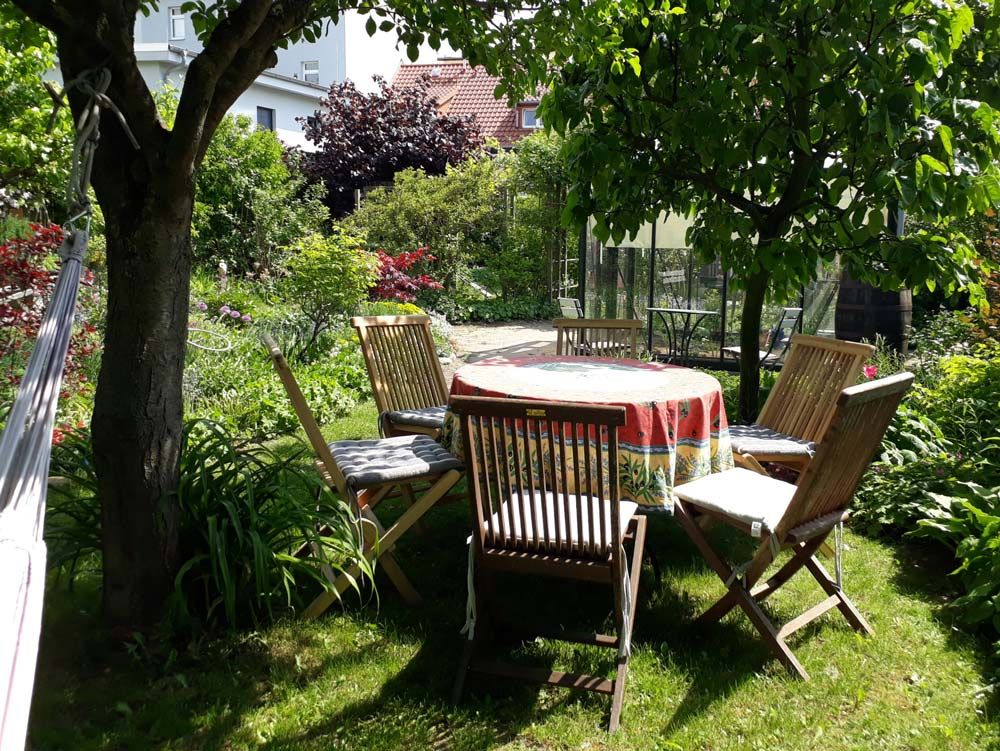 images/gartenbilder/schwerin_garten_scharf/schwerin_garten_scharf_a.jpg