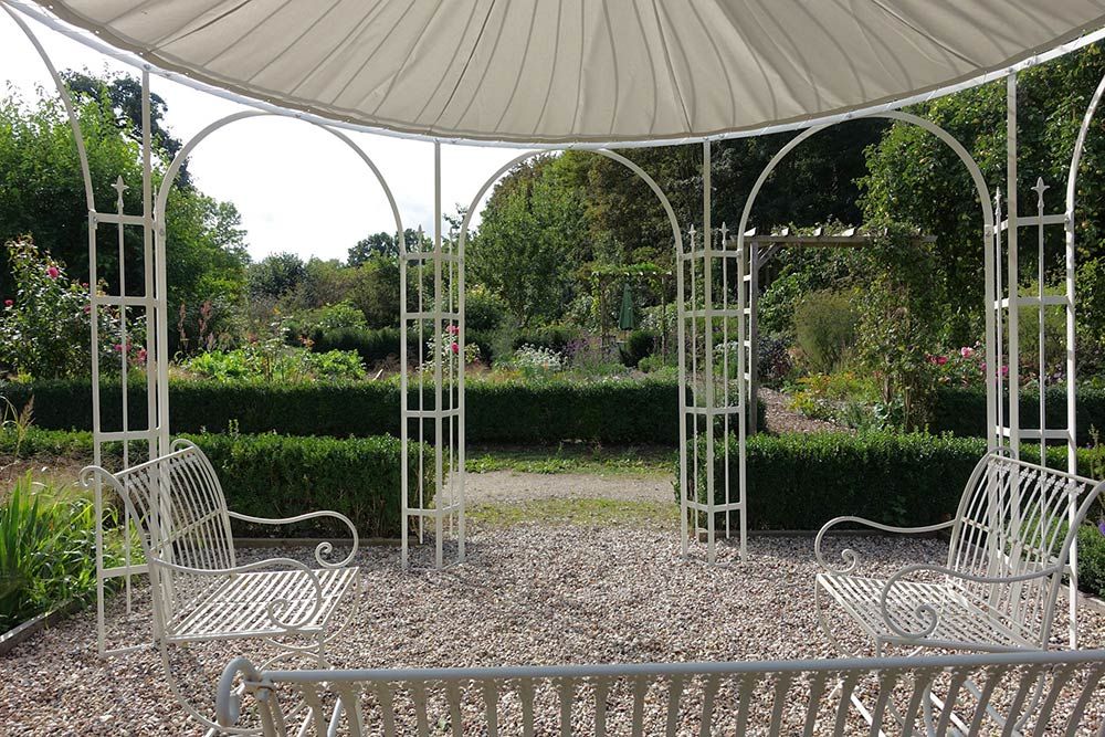 images/gartenbilder/saunstorf_klostergarten/kloster_saunstorf_2.jpg