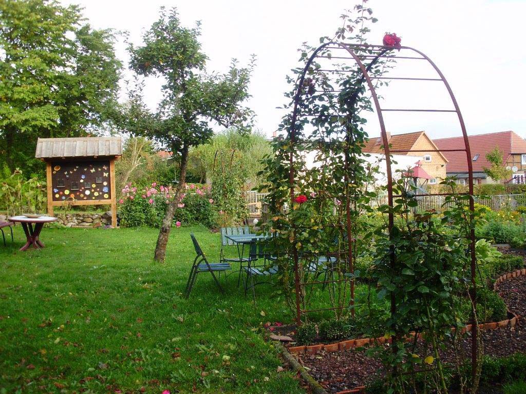 images/gartenbilder/gielow-uns-heimatstuf/bauerngarten_3.jpg